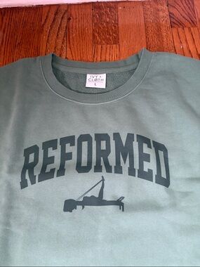 Woman oversized Olive Green 'Reformed' Crewneck Sweatshirt